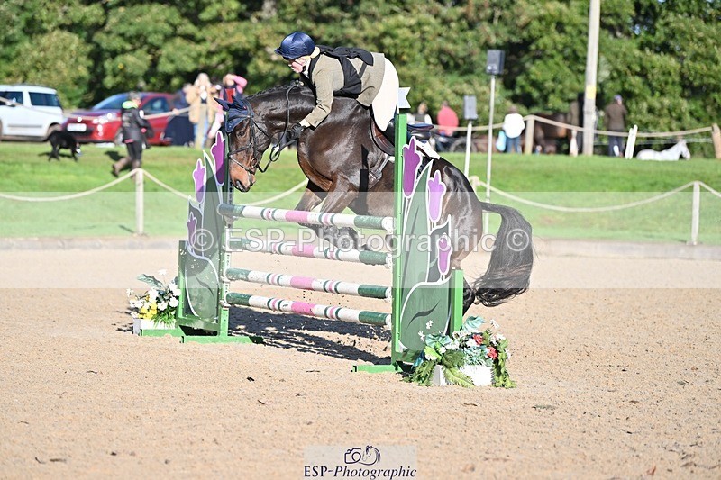 231022-100150-23177 - 237-CHOCOLATE.BOMB-Poppy.Burnyeat-SJ