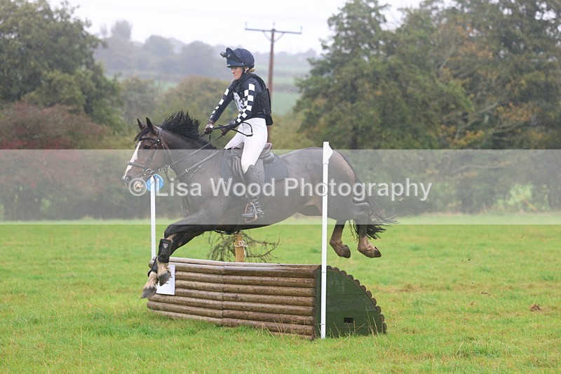 3E7A1104 - Class 2: 70cm: Half Roll Top