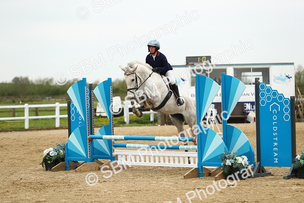 SBM_000472 - Class 2 - Senior British Novice 90cm