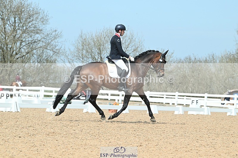 250403-120810-02238 - 048-Angus.Corrie-Deane-Maigret.VD.Watermolen