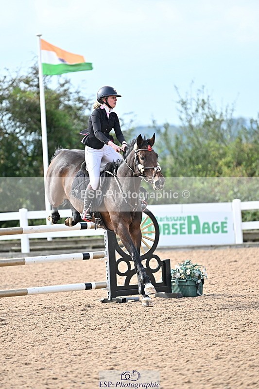 241004A-133136-02247 - Fri 10 1.05m amateur Quals