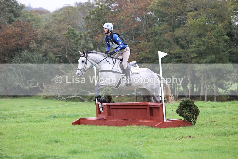 JPP_5224 - Class 2:  70cm: Zig Zag