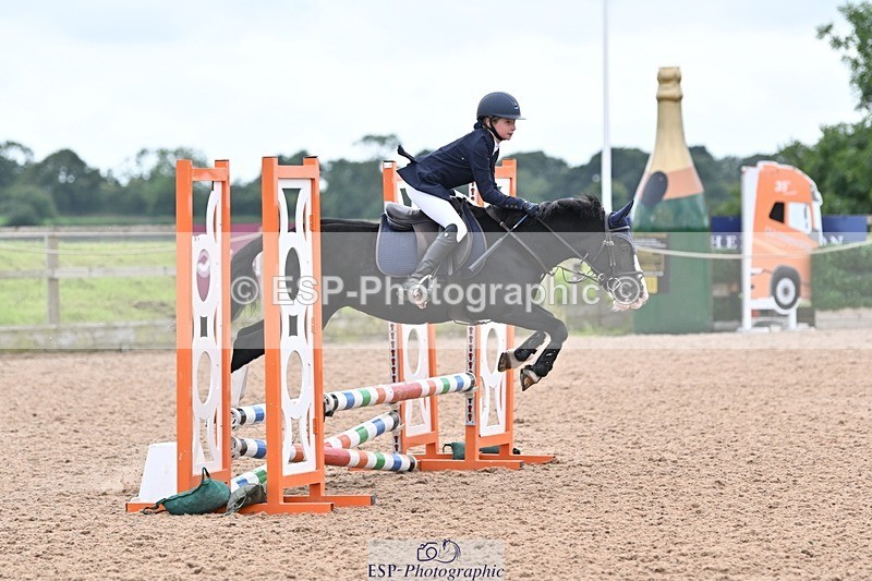 240813-161252-00189 - Clear round & 60cm