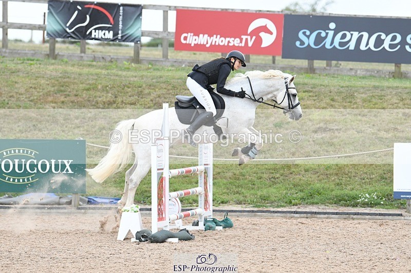 250807-134003-01245 - 90cm Round 2