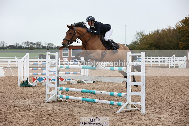 231112A-143842-04921 - Cls 21 Foxhunter & 1.20m Open