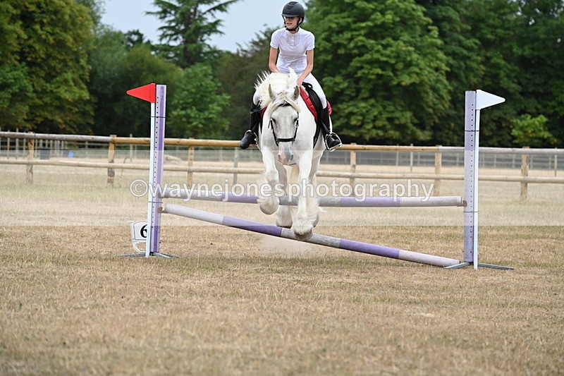 WJ6_0738 - Class 14 Intermediate Jumping 75cm