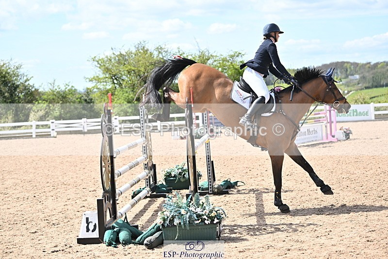 240418A-135019-03616 - Cls 13, 1 Star Bronze Tour 1.10m