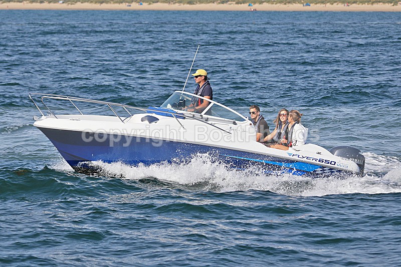 190824 BENETEAU FLYER 650 1Y3A9247 - Motorboats - Open