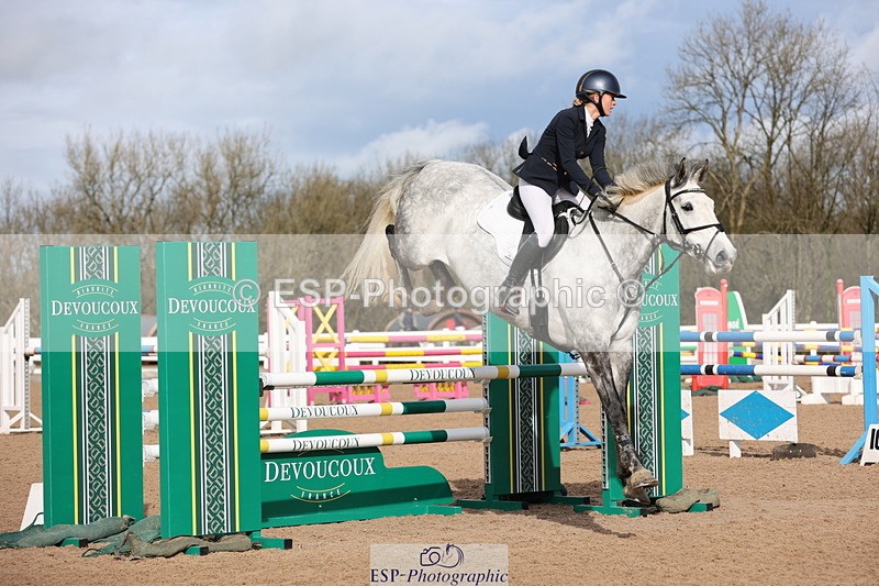 240223A-120502-01071 - Cls 4 Snr 1.05m Open