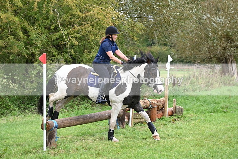 WJ6_2957 - Time at Photographer 11:01 to 11:20