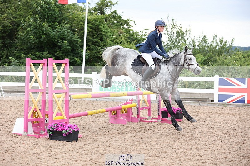 240630A-183055-16436 - Cls 28 Stepping Stones 128cm + 138cm