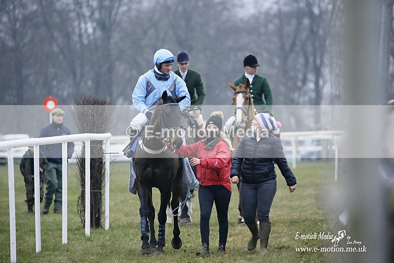PtP 230122 722 - Cocklebarrow Races - Heythrop Hunt - 23/01/22