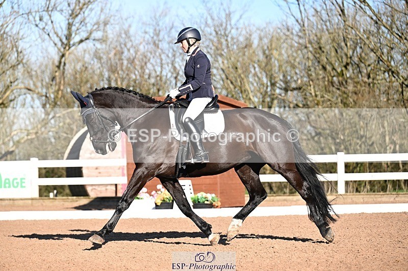 260214-103254-03424 - 115-Louise.Hutchinson