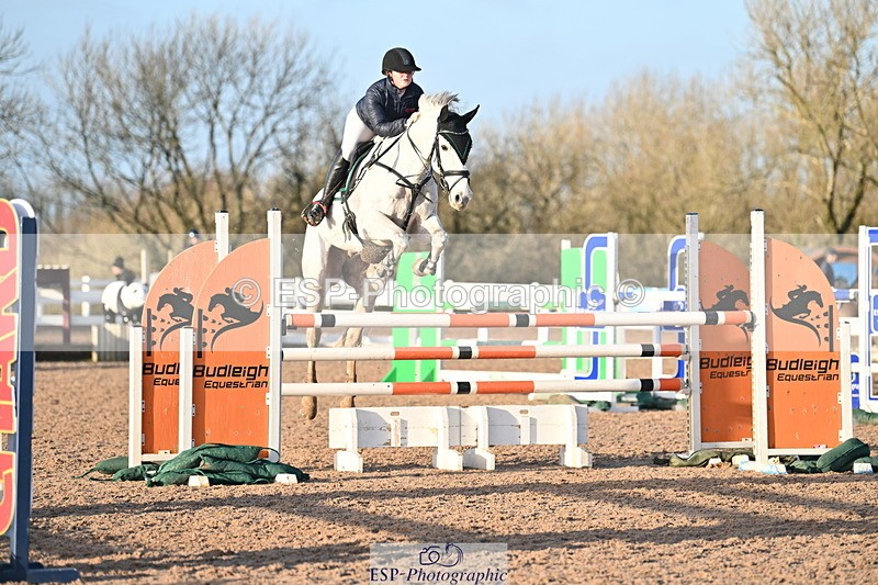 231210A-143213-02776 - Cls 21 Foxhunter & 1.20m Open