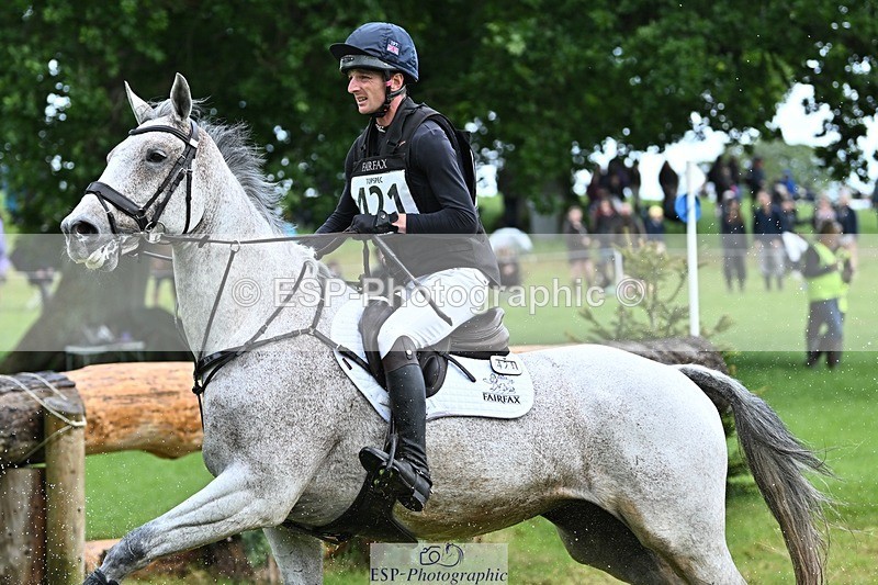 240526-132730-22888 - 421-ASK_FOR_MANCHIER-Tom_Jackson