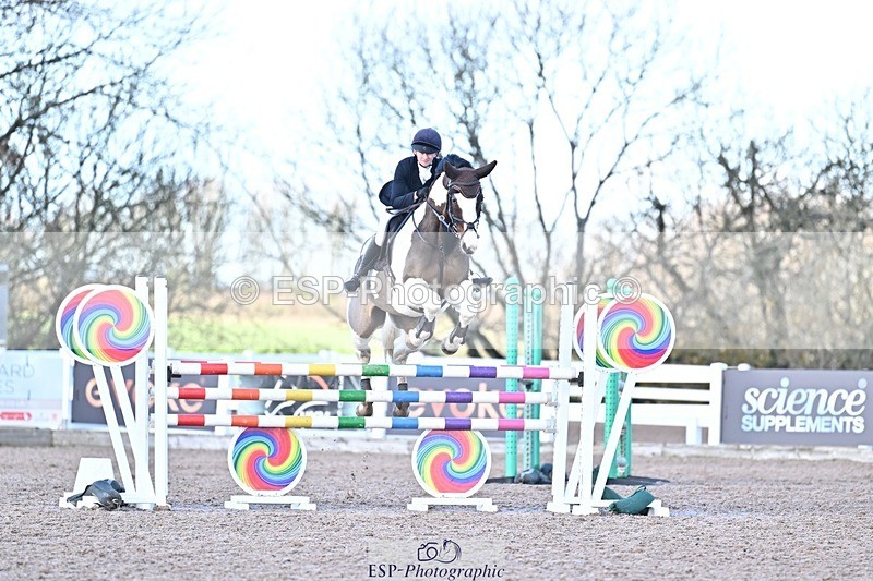 251203-131422-00653 - Cls 4 Newcomers and 1.10m Open