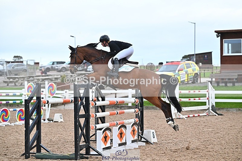 261028-142625-00979 - Foxhunter and 1.20m