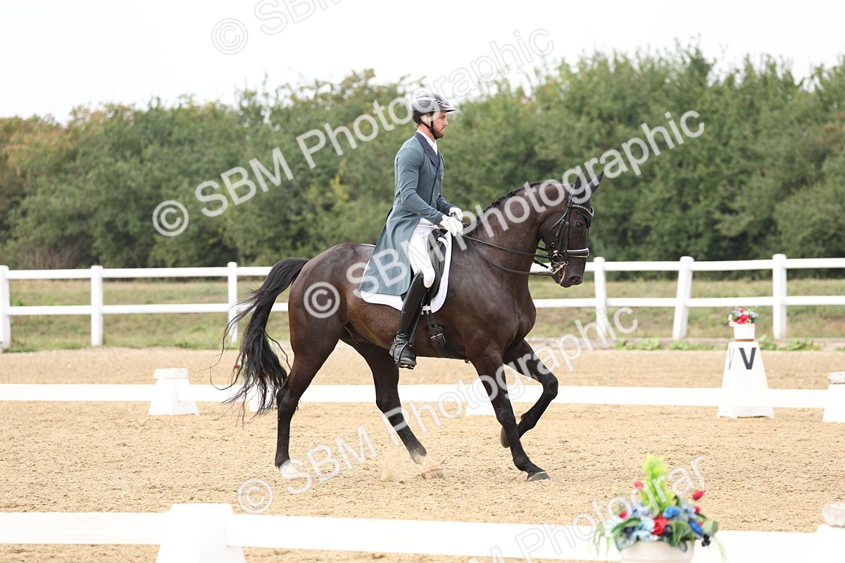 SBM_008336 - Class 10 - FEI INT I - 16.10-16.50