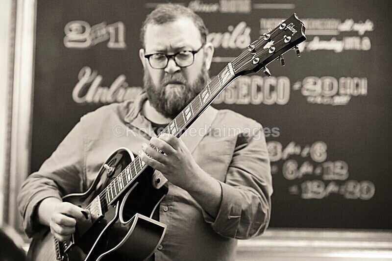 ROD-41 - Rod Kelly Trio