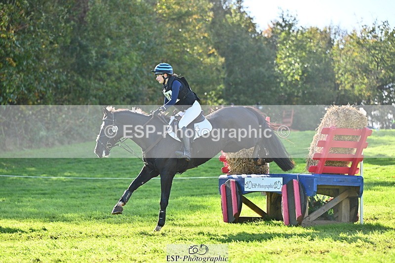 251025A-123052-19123 - F-424-Anastasia.Eaton