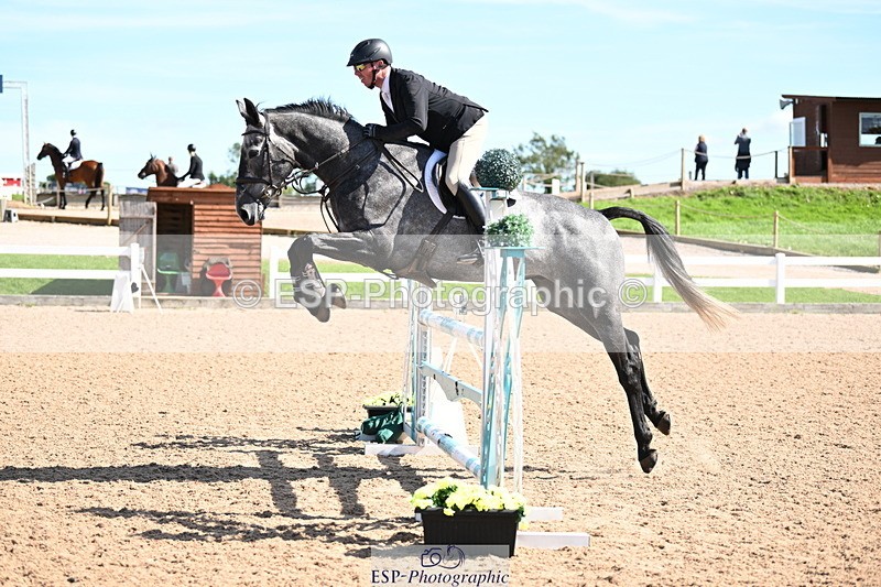 240914A-140543-07532 - Cls 24-S 1.05m Amateur Qualifier