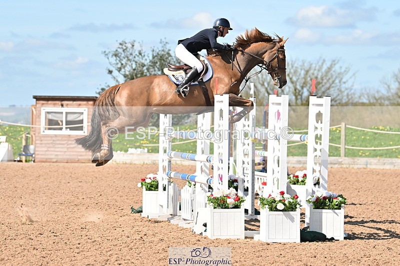 240418A-111607-02514 - Cls 5, 2 Star Medium Tour 1.35m