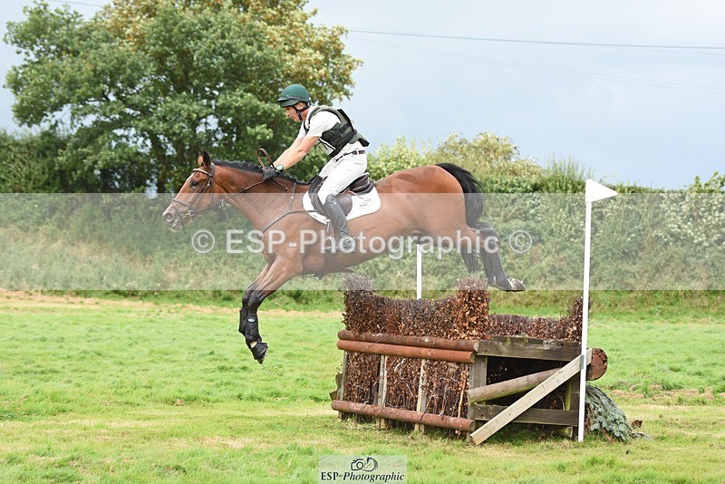 230820X-142312-4128 - BE100 XC 14.00 to 15.00 End