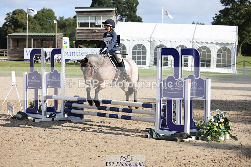 240823X-094802-14685 - 60cm R1 8.30 to 10.00