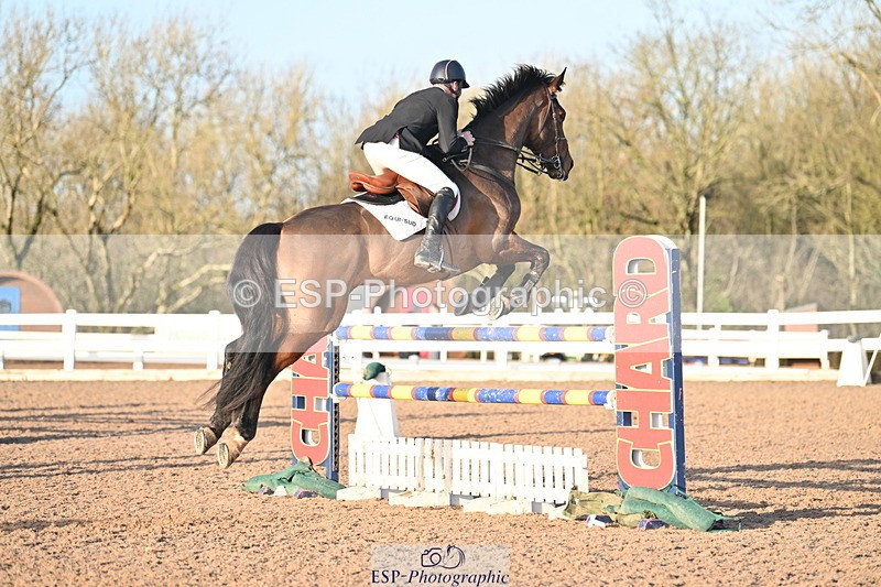 231210A-142312-02741 - Cls 21 Foxhunter & 1.20m Open