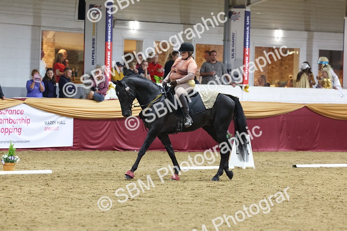 SBM_10050 - Class 52 Strictly Fancy Dress-Age