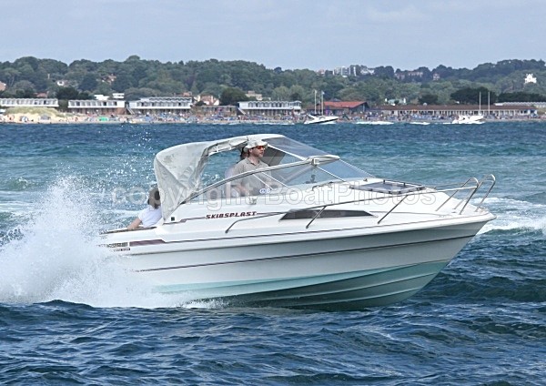 090823 WILD GOOSE IMG_1323 - Motorboats - Open