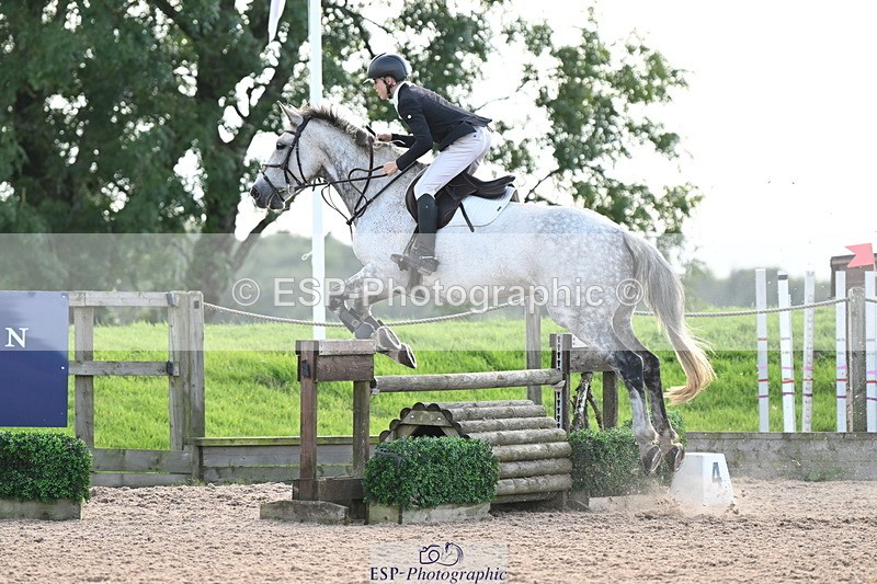 240913A-171845-05346 - Cls 19 Snr 1m Open Speed Derby