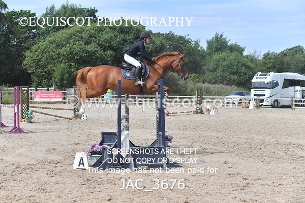 JAC_3676 - CLASS 5  Senior Newcomers/ 1.10m Open