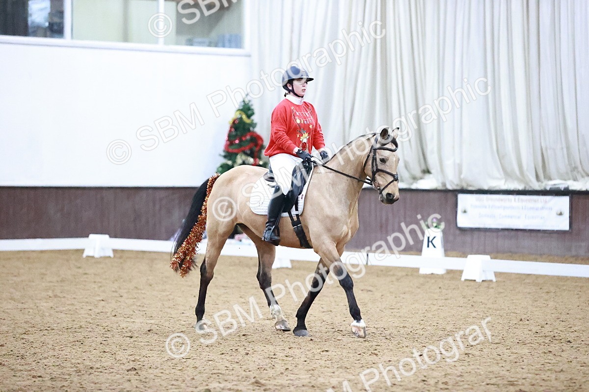 SBM_001763 - Class 9 - Novice 4
