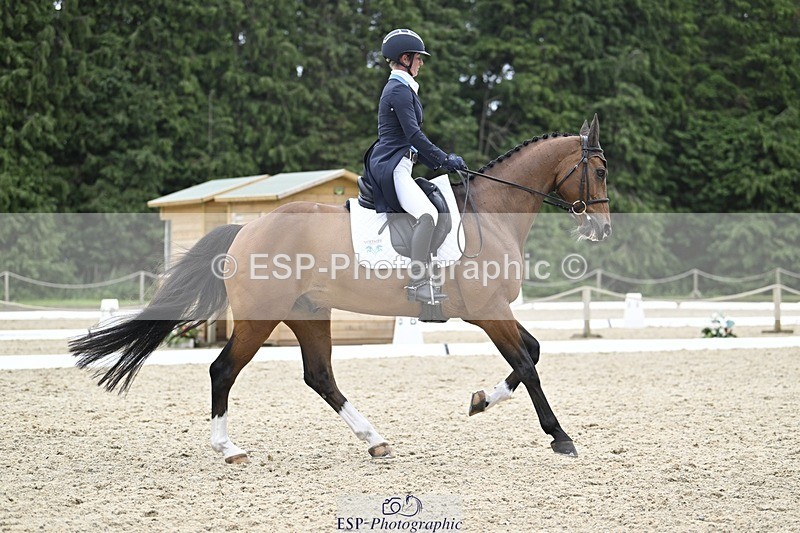 240523-164525-05513 - 446-SOMMERSBY-Jenny_Caras