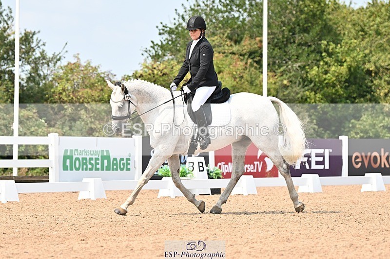 250816-135418-04785 - 106-Anita.WilcoxCasper.Rebel