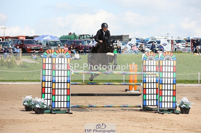 250427-124949-16800 - Cls 12 - 2 Star Big Tour L Ranking GP start to break