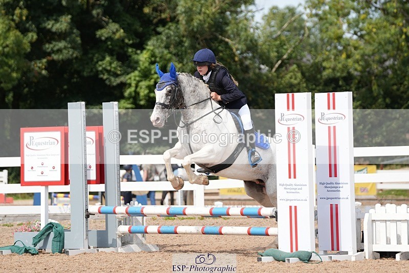 250805-152309-00102 - Clear Round and 60cm