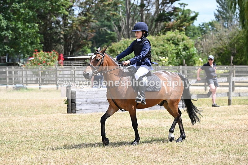 WJ6_5415 - Class 12 Minimus Jumping 45cm