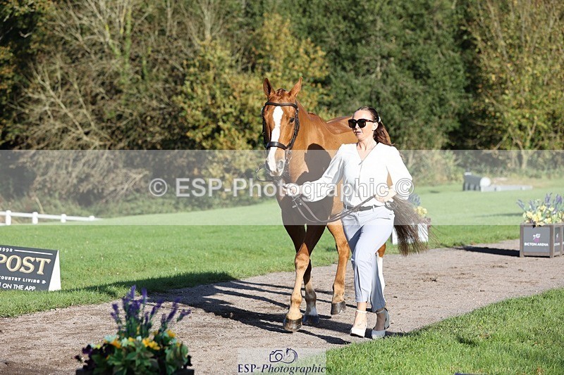 241027-092042-15218 - 405-Lucy.Strong-ON.PLANET.MARS