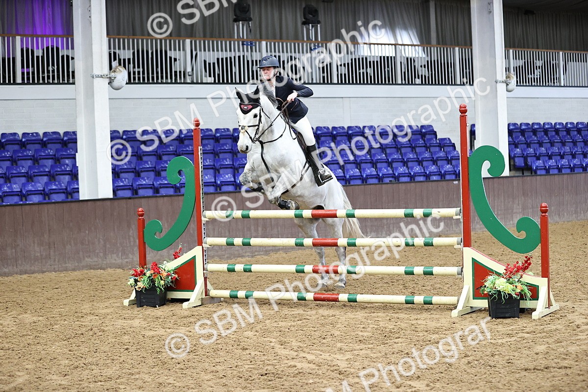 SBM_006214 - Class 16 - Senior Newcomers - 1.10m Open