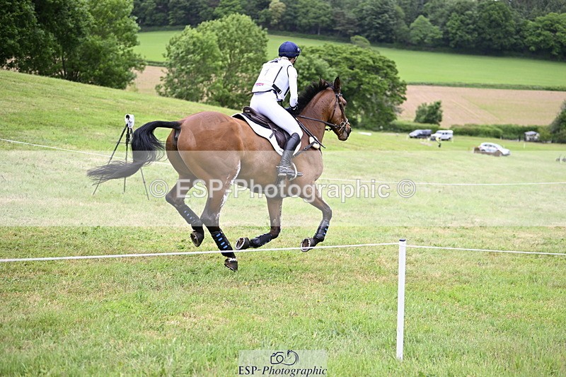 250524A-093059-08334 - A-001-Jemima.Howden-HEADS.UP