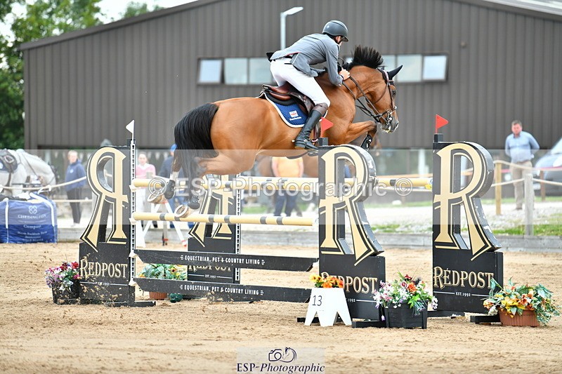 230720A-153512-03940 - Cls 9, 2 Star Big 1.40m Start to break