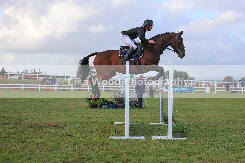 3E7A4913 - Class C1: Showjumping Senior Newcomers/1.10m open
