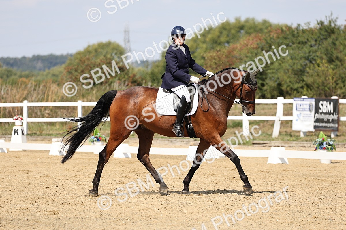 SBM_018589 - Class 16 - Novice 5 - 12.08-13.11