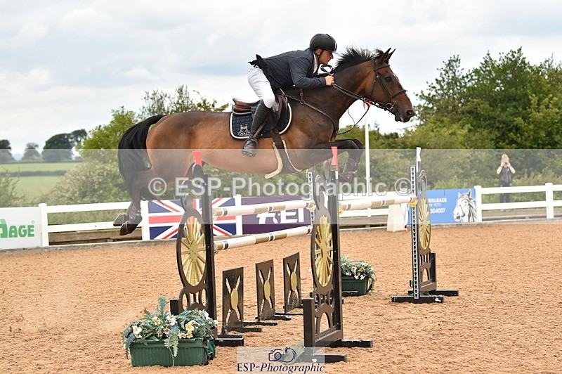 230720A-134432-03182 - Cls 21, 1 Star Gold 1.30m