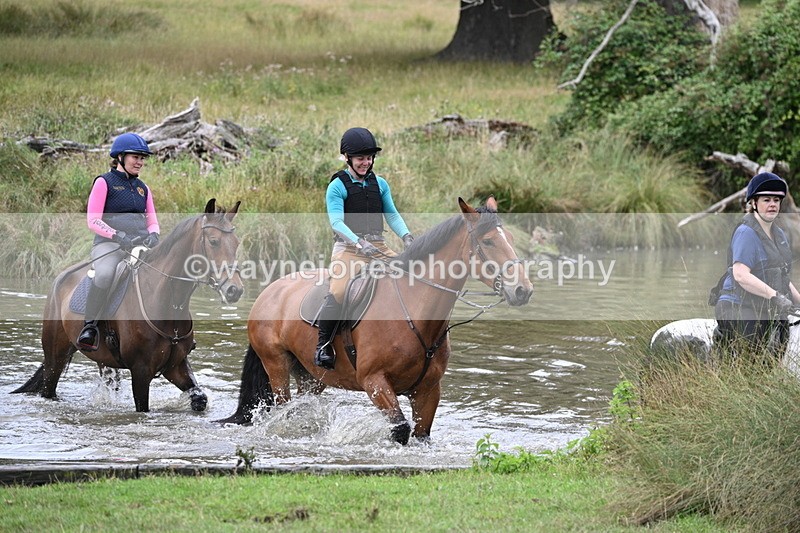 WJ7_3689 - Time at Water 12:15 to 12:50