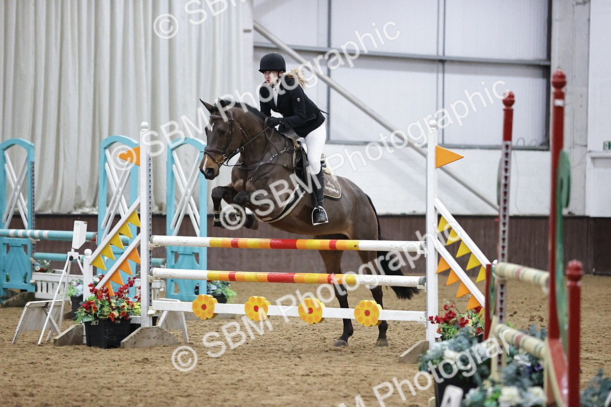 SBM_000592 - Class 3 - Nupafeed Supplements Senior Discovery/ 1m Open