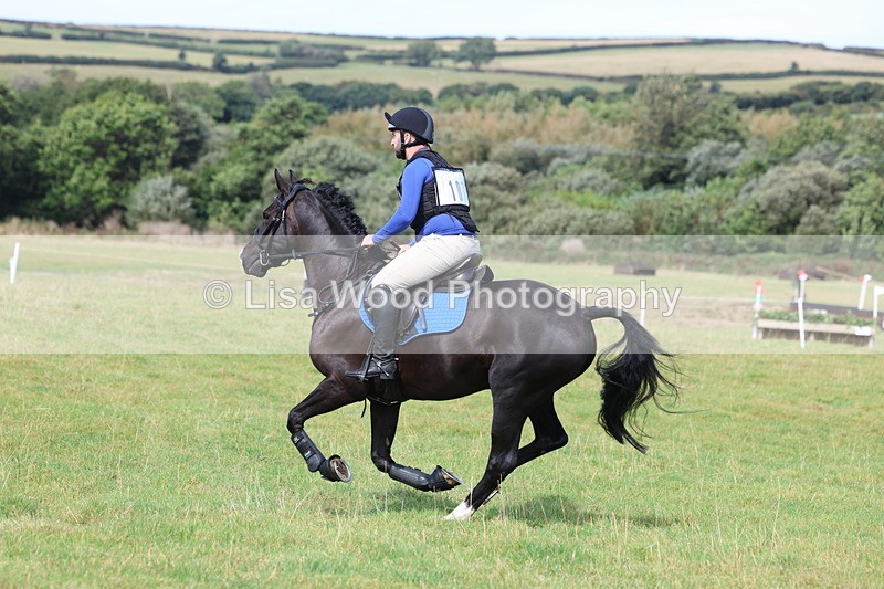 3E7A6514 - Class 1: Trebudannon Open: Pheasant Feeder