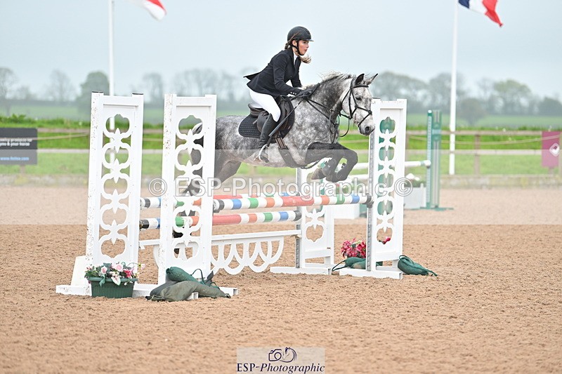 240505A-111010-04768 - Cls 3  Pony Discovery & 90cm Open